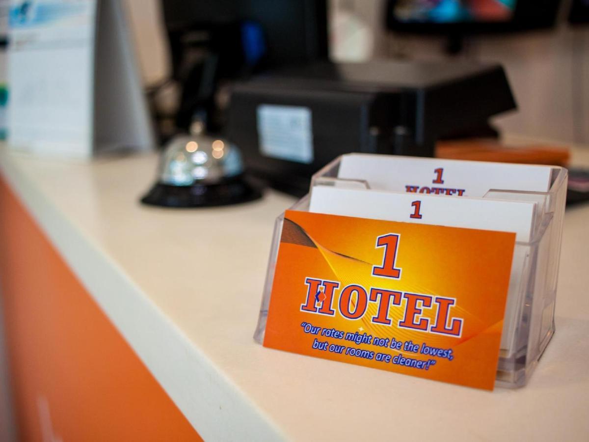 1 Hotel Taman Connaught Kuala Lumpur Dış mekan fotoğraf