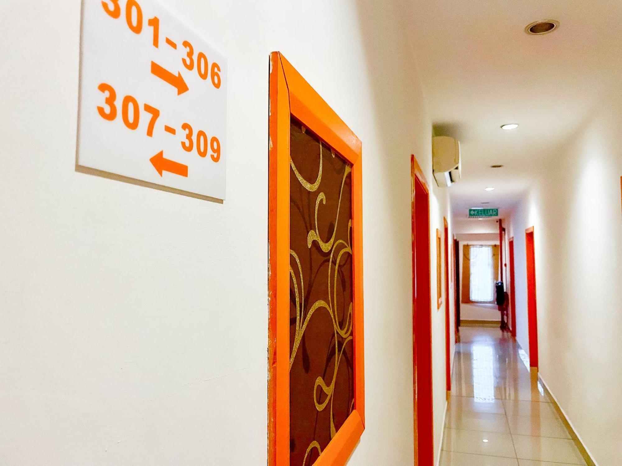 1 Hotel Taman Connaught Kuala Lumpur Dış mekan fotoğraf
