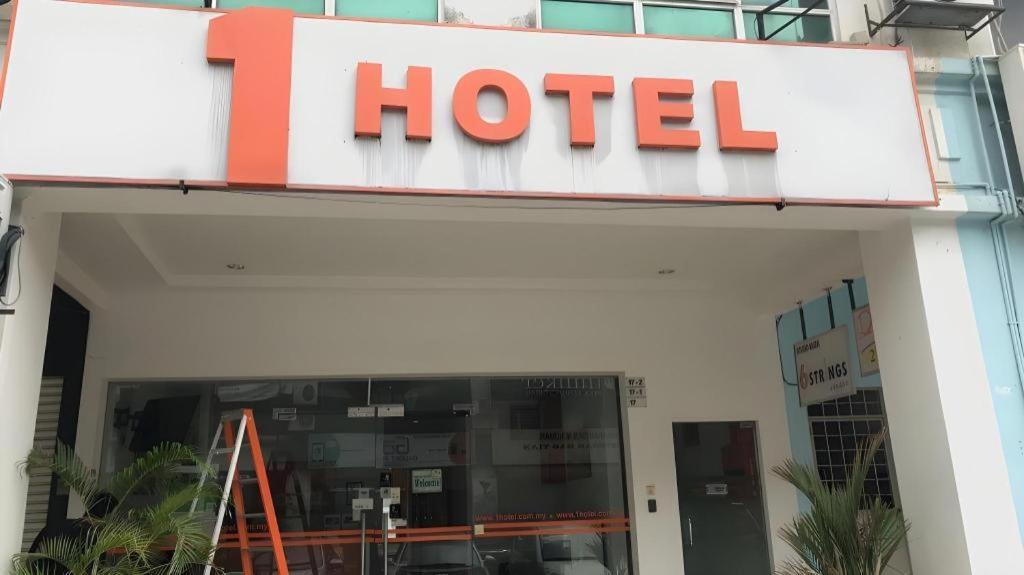 1 Hotel Taman Connaught Kuala Lumpur Dış mekan fotoğraf